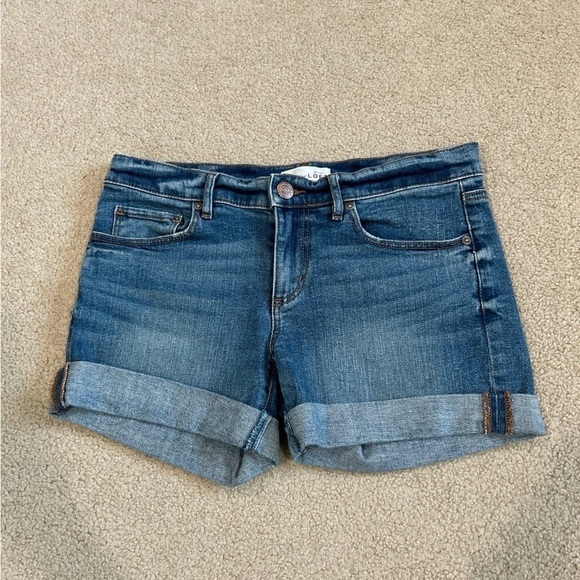 LOFT Pants - Ann Taylor loft blue jean shorts in size 0 / 25